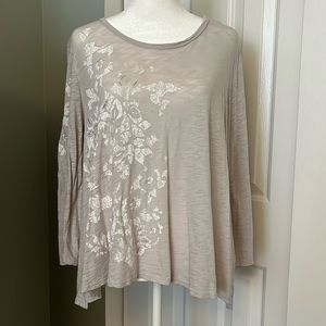 Anthropologie t.la Lightweight 3/4 Sleeve T Shirt